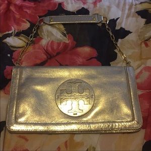 Tory Burch pebbles metallic gold logo clutch